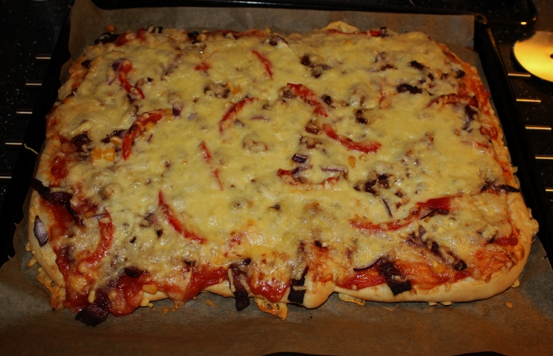 oppskrift hjemmelaget pizza