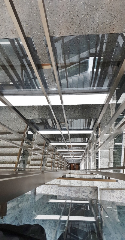 Snapchat-1172191362 (416x800)